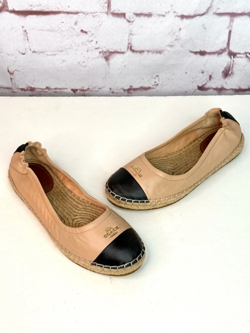 COACH Camryn Beige Black Leather Espadrille Slip On Loafers Size 7